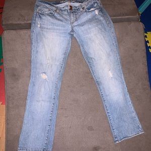 Light wash AE jeans